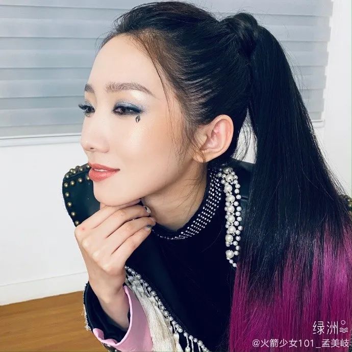 拍照时，怎么笑才好看？