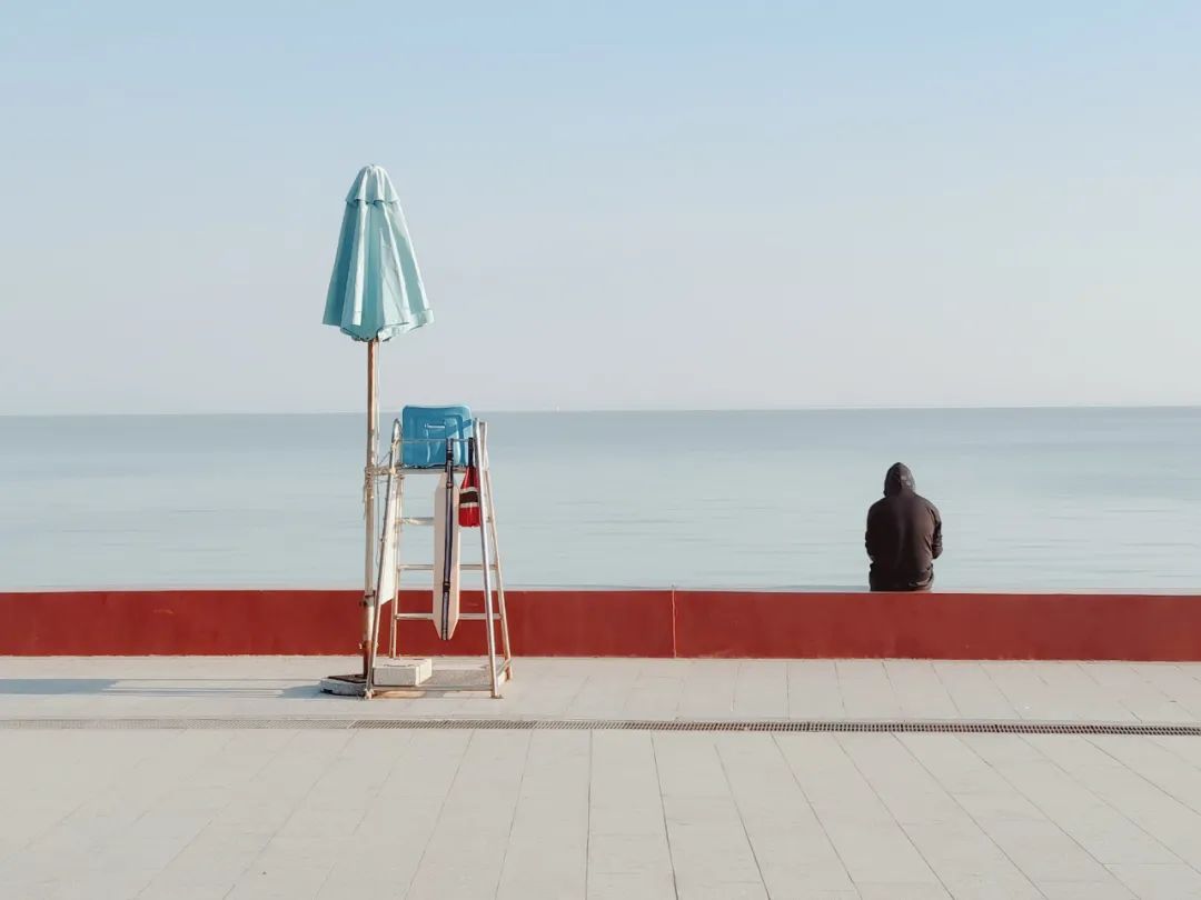 他只拍一片海，竟能拍得这么美！