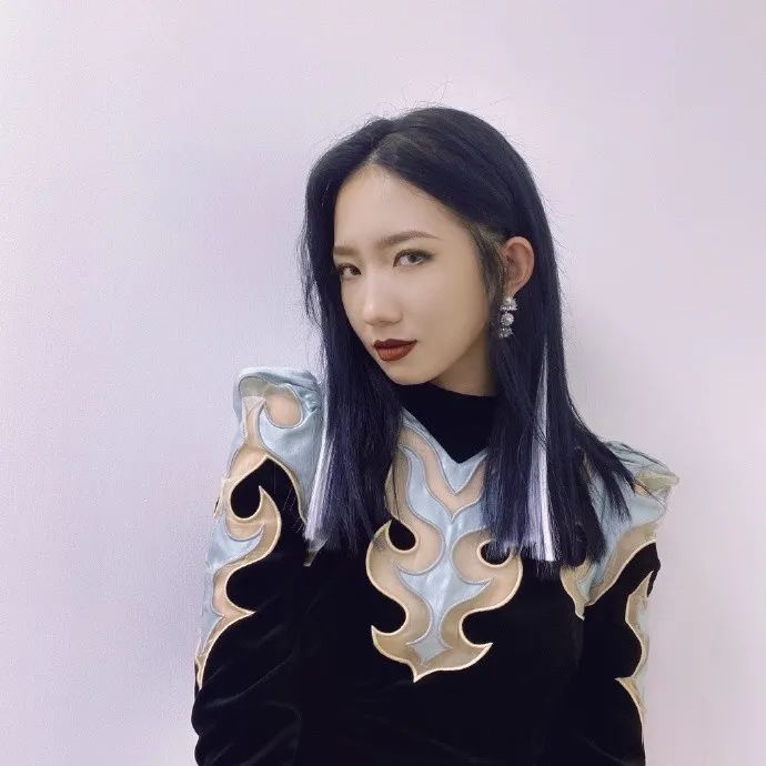 拍照时，怎么笑才好看？